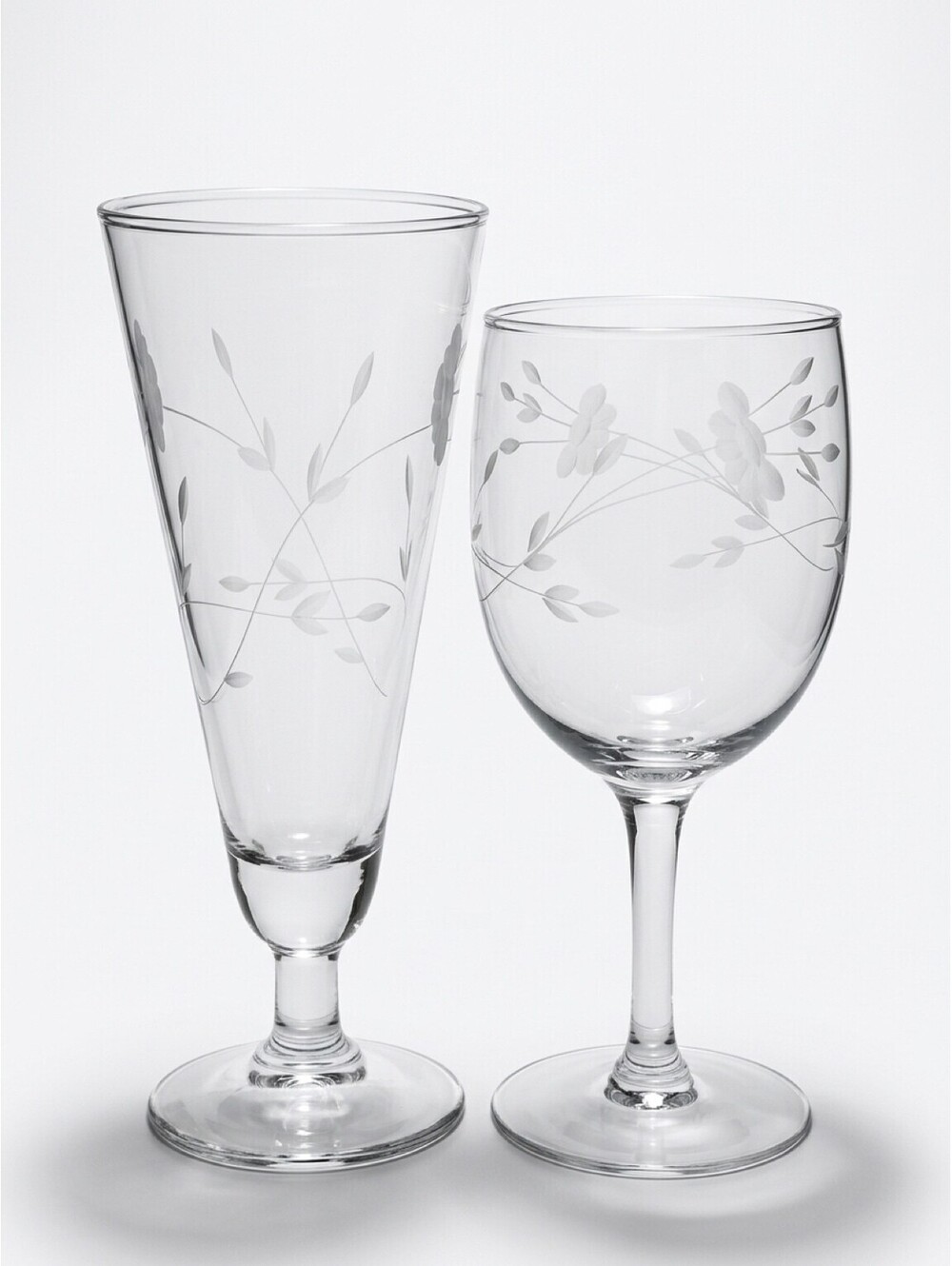 Etched Floral Glassware Set Wine Goblet Pilsner Beer Glass Clear Stemware 2 Pc